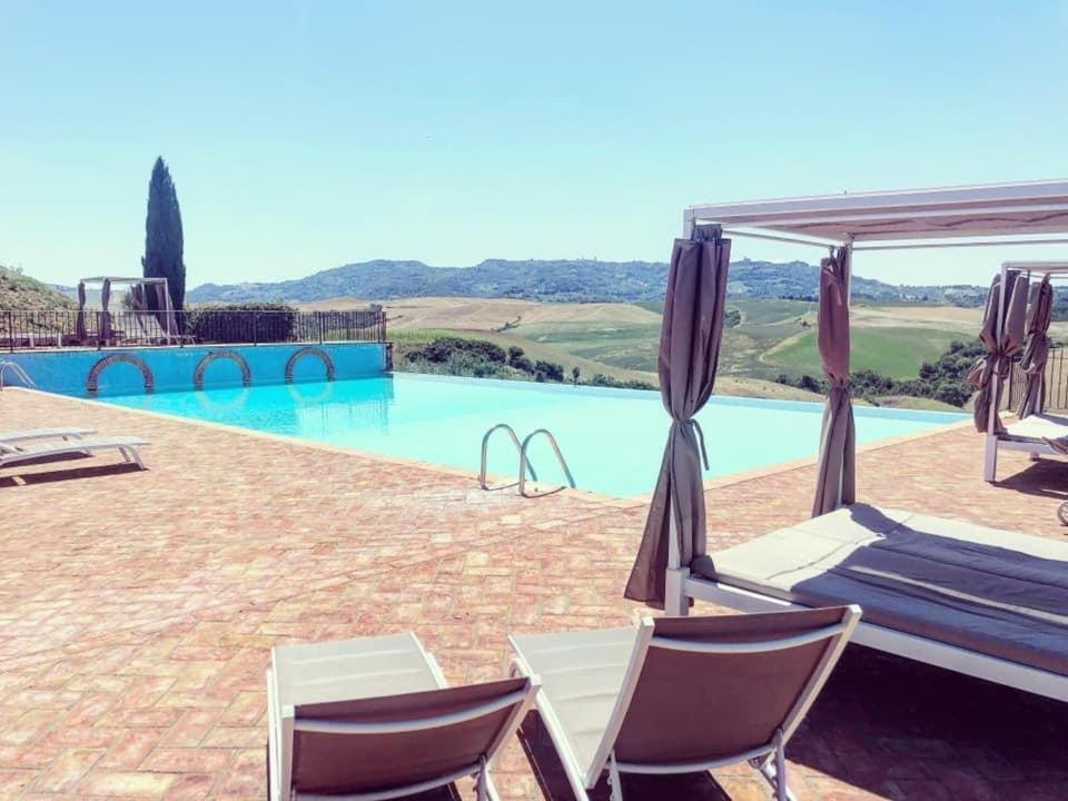 Agrihotel Il Palagetto โวลแตร์รา ภายนอก รูปภาพ